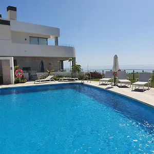  Apartment Luxury Beachfront With Pool, Sauna, Fitness And Gym In Province Malaga, Andalusia